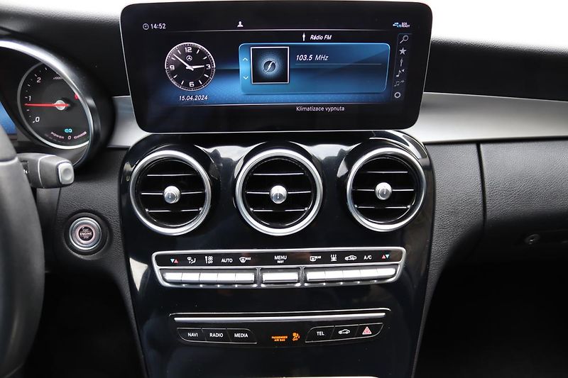 Mercedes-Benz Třídy C 300de PLUG-IN HYB KOMBI 225kW - fotka 28 z 48