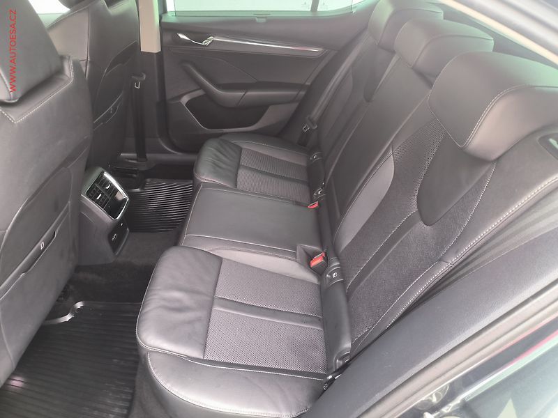 Škoda Octavia (2021) 2.0TDI, ČR, Style, DSG - fotka 10 z 29
