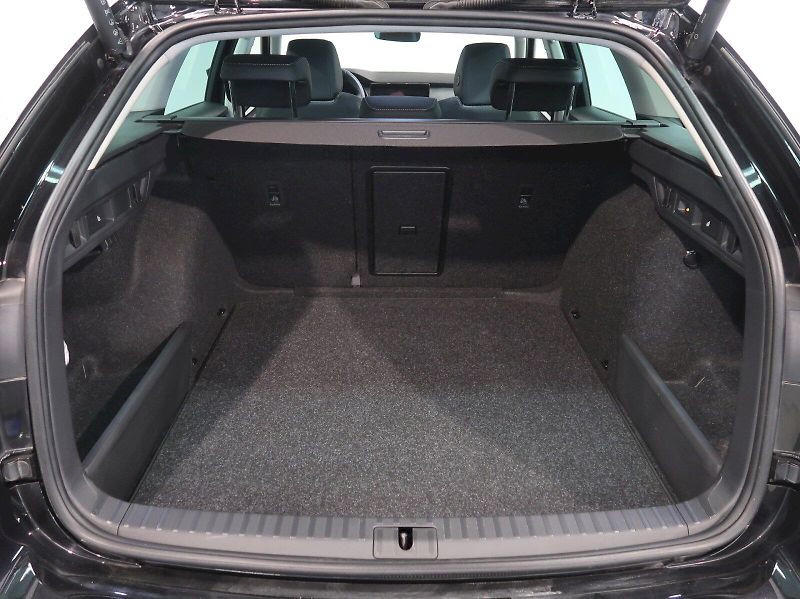 Škoda Octavia (2025) TOP SELECTION 2.0TDI 110KW DSG - fotka 38 z 40