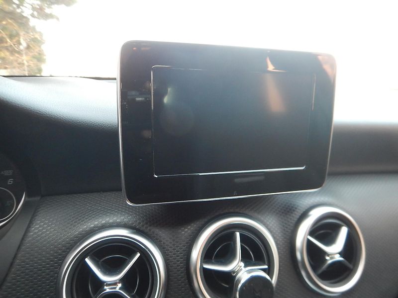 Mercedes-Benz Třídy A REZERVACE - fotka 22 z 28