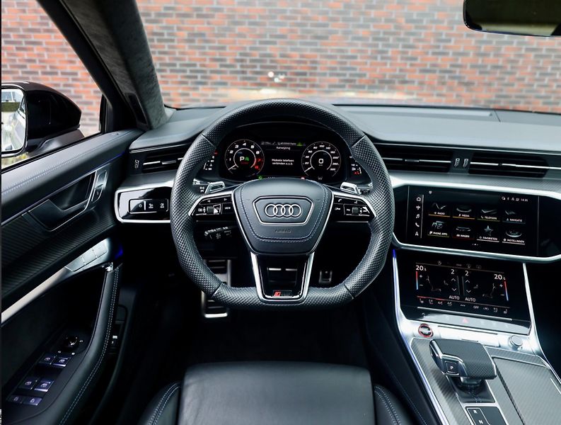 Audi RS 6 (2023) 4.0 TFSI V8 quattro Exclusive - fotka 30 z 49