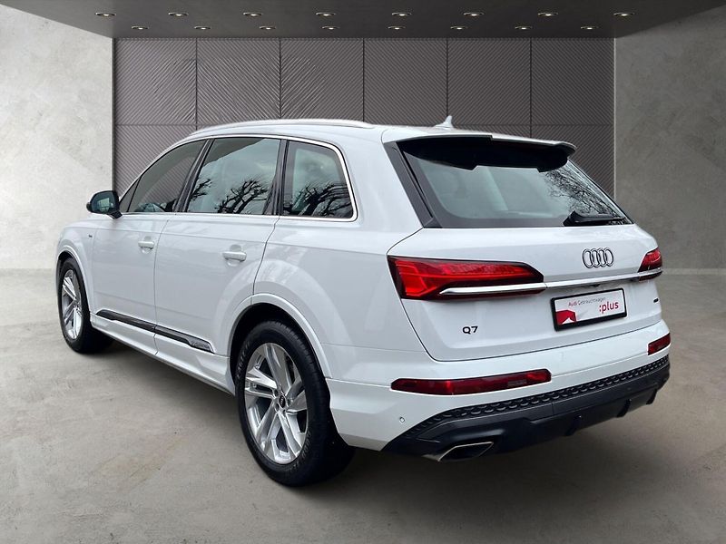 Audi Q7 TDI q 210kW S-Line Vzduch LED - fotka 2 z 12
