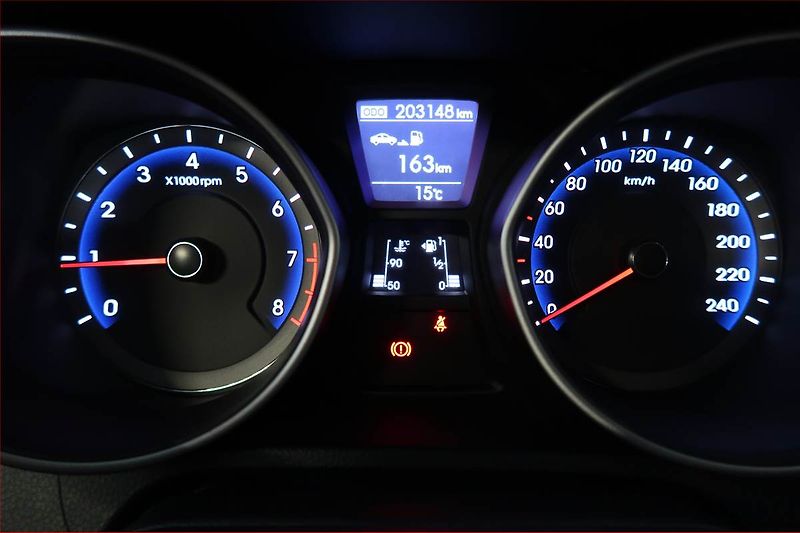 Hyundai i30 (2016) Style 1.6 GDI, Tempomat - fotka 11 z 16