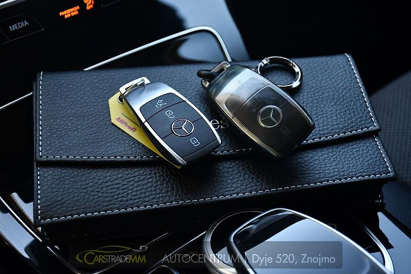 Mercedes-Benz Třídy C 400 AMG 4M ACC 410K  - fotka 36 z 54