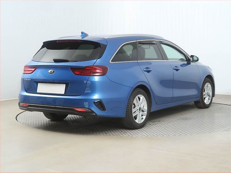 Kia Ceed (2020) 1.0 T-GDI, Serv.kniha, Navi - fotka 5 z 16