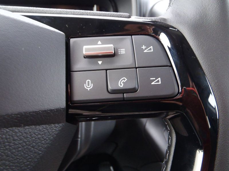 Opel Combo Life Elegance Plus 1.5 CDTI - fotka 15 z 29