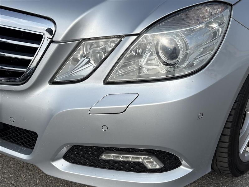 Mercedes-Benz Třídy E 2,2 250CDi AVG,Xenon,Šíbr,Kůže - fotka 35 z 39