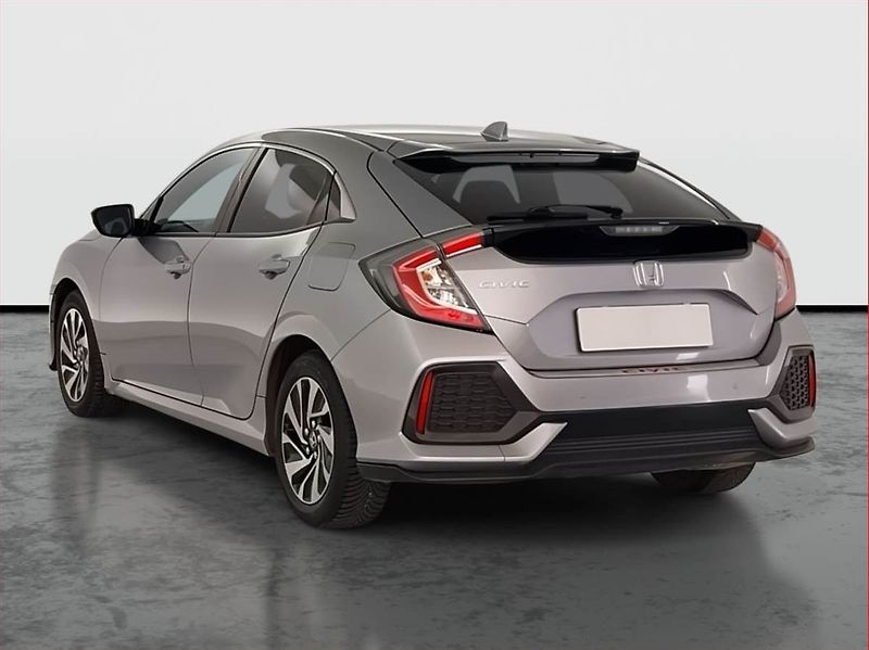Honda Civic (2017) 1.0 VTEC Turbo, Serv.kniha - fotka 4 z 21