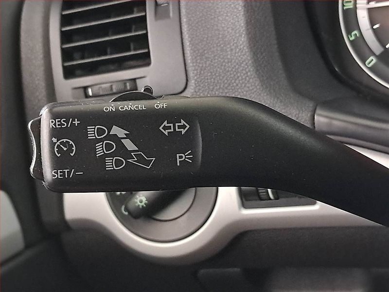Škoda Octavia (2008) RS 2.0 TDI, Navi, Xenony - fotka 16 z 17