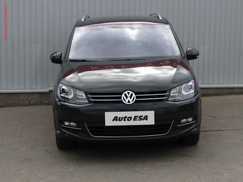 Volkswagen Sharan (2014) 2.0 TDi, 2.maj,ČR, DSG, xenon - fotka 2 z 22