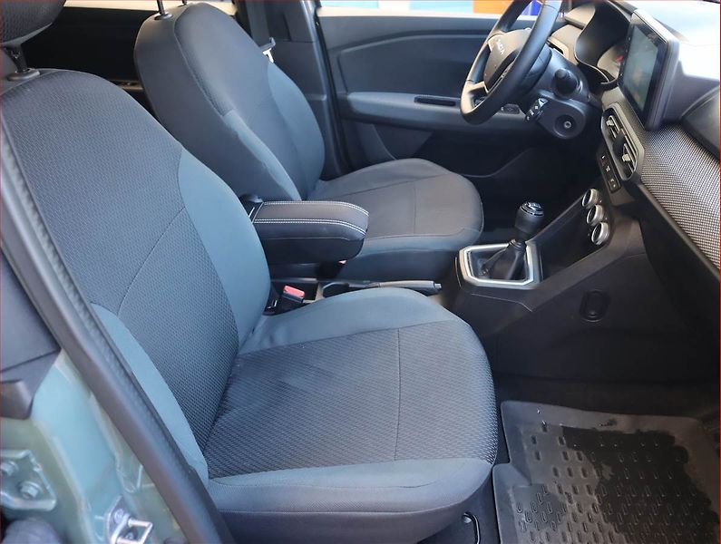 Dacia Jogger (2023) 1.0 TCe, LPG, 7 míst - fotka 9 z 21