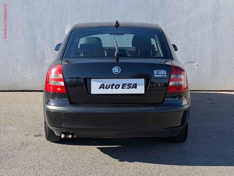 Škoda Octavia (2007) 1.9 TDi, ČR, autoAC, temp - fotka 5 z 13