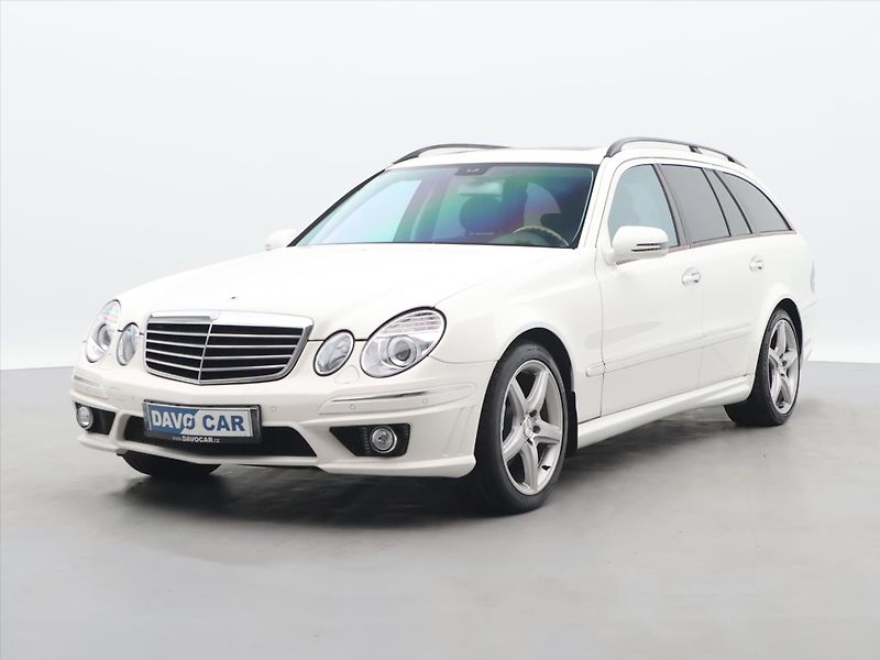 Mercedes-Benz Třídy E 3,2 E320 165kW AMG Paket - fotka 3 z 28