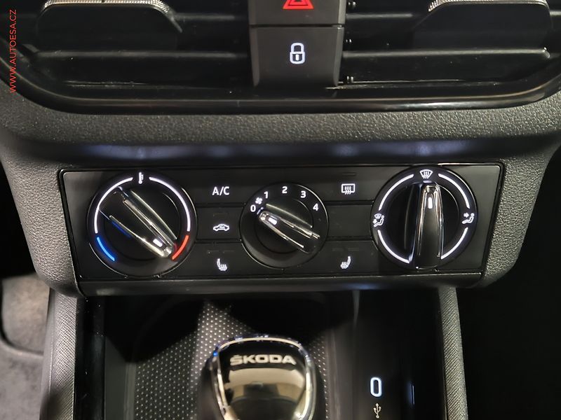 Škoda Scala (2020) 1.6 TDi, Ambition, DSG - fotka 15 z 17