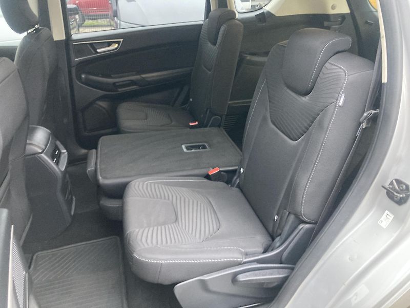 Ford S-MAX (2020) 2.0TDCi 140kW servis Ford - fotka 14 z 28