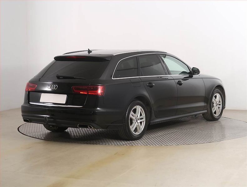 Audi A6 (2015) 2.0 TDI, Automat, Navi, Xenony - fotka 5 z 24