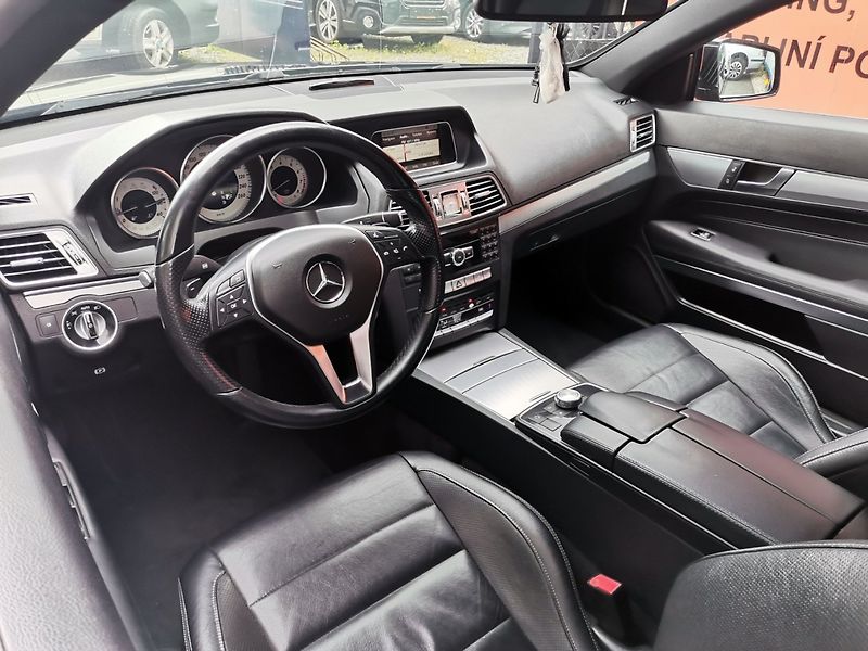 Mercedes-Benz Třídy E (2013) 2.0i Turbo 155kw 250 Sport LED - fotka 11 z 28