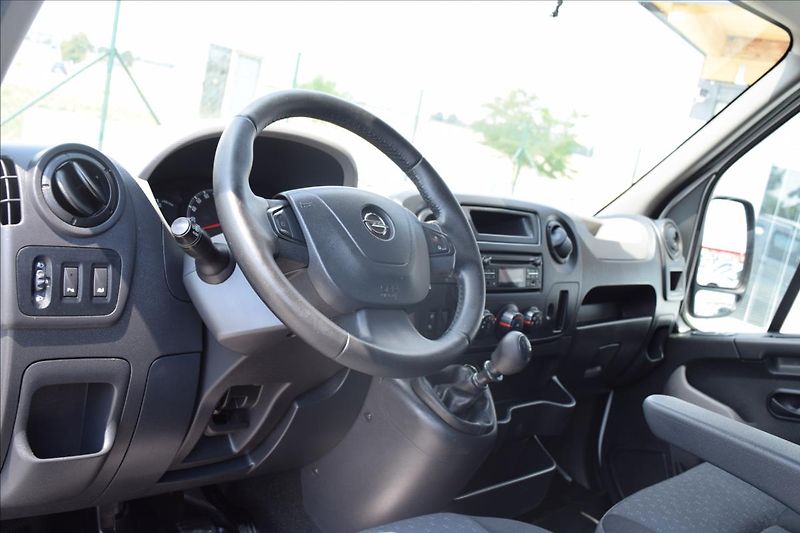 Opel Movano 2,3 d 92KW ODPOČET DPH! SERVIS - fotka 16 z 39
