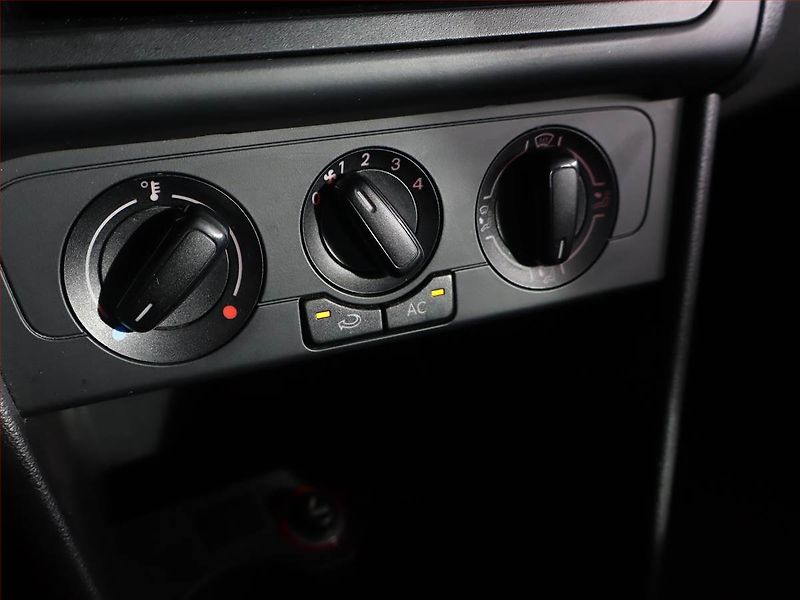 Volkswagen Polo (2011) 1.2 12V, Tempomat - fotka 16 z 16