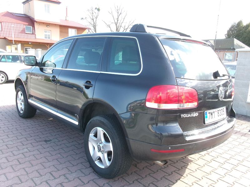 Volkswagen Touareg (2004) 2,5TDI DSG AC TEMP ALU  - fotka 6 z 24