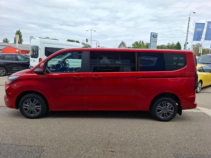 Ford Tourneo Custom (2026) Titanium L2, Tourneo, 2.0 EcoB - fotka 6 z 14