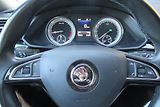 Škoda Superb 2.0 TDI DSG L&K TAŽNÉ - náhled 11