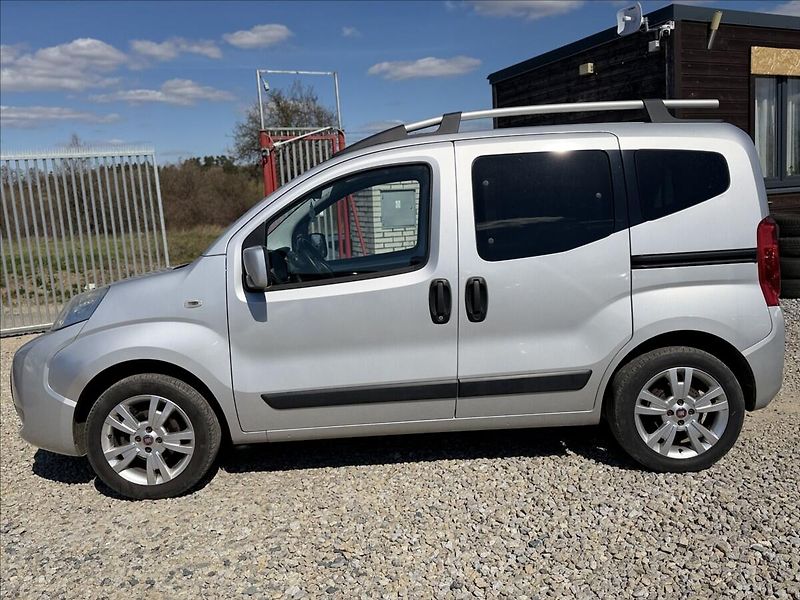 Fiat Qubo 1,4 i + CNG - fotka 8 z 24