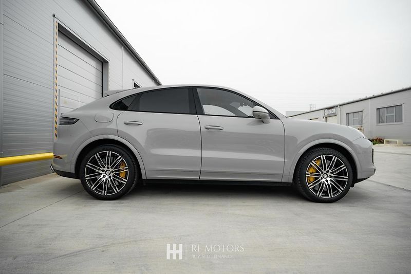 Porsche Cayenne (2020) Coupé Turbo 404kW - fotka 11 z 56