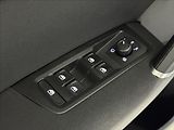 Volkswagen Touran 2,0 TDi  DSG Comfortline LED V - náhled 20