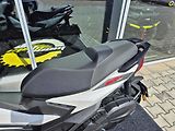 Aprilia SR GT 125 (2026) E5+ - AKČNÍ CENA - náhled 16