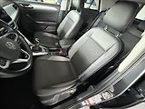 Volkswagen T-Roc 1,0   TSI,GOAL,SERVISKA,1.MAJ - náhled 25