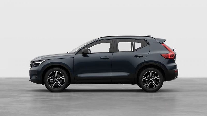 Volvo XC40 (2026) B3 2.0L 163 HP AT7 FWD CORE - fotka 2 z 6