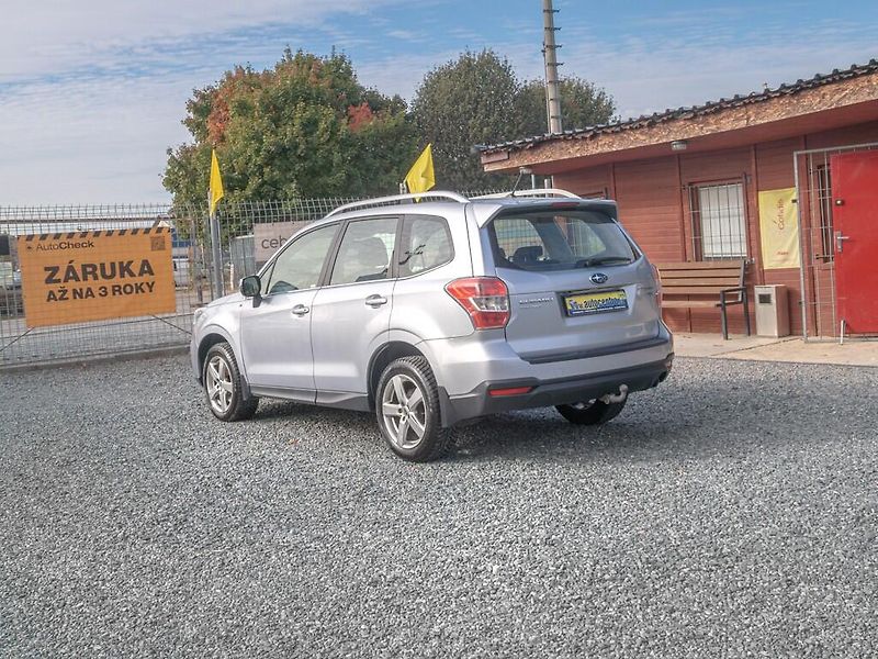 Subaru Forester (2013) 2.0D 108KW – ČR 23.12.2013 - fotka 7 z 48