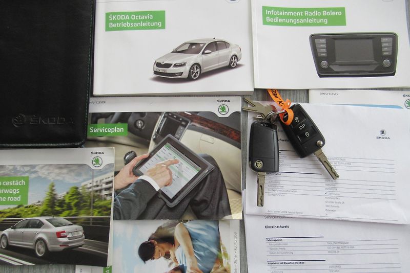 Škoda Octavia 1.6 TDi 4x4 AUT. KLIMA TAŽNÉ - fotka 19 z 19