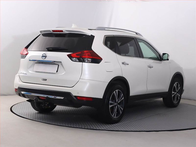 Nissan X-Trail (2019) 1.6 DIG-T, Serv.kniha, Navi - fotka 5 z 21