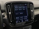 Volvo XC40 T4 AWD INSCRIPTION AUT CZ - náhled 37