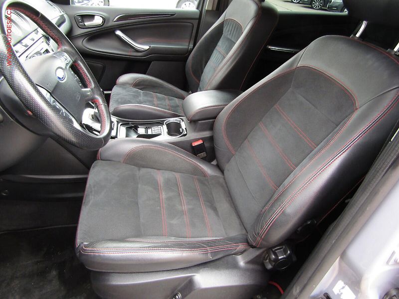 Ford S-MAX (2011) 2.0 EB, ČR, Titanium, AT - fotka 9 z 20