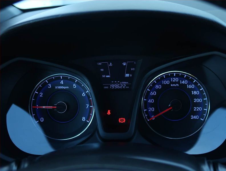Hyundai ix20 (2019) 1.6 CVVT, ČR,1.maj - fotka 11 z 16