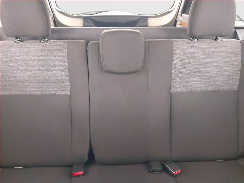Dacia Duster (2011) 1.5 dCi, ČR,1.maj - fotka 10 z 15