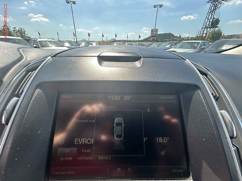 Ford S-MAX (2015) 2.0, ČR - fotka 18 z 20