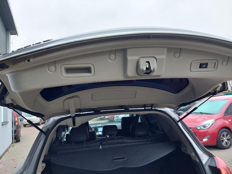 Nissan Murano (2011) II. Tekna dCi 190 4x4 - fotka 28 z 40