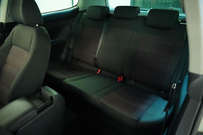 Volkswagen Golf - fotka 26 z 27