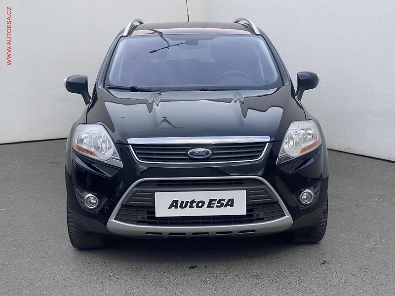 Ford Kuga (2009) 2.0 TDCi, Titanium, TZ, panor - fotka 2 z 15