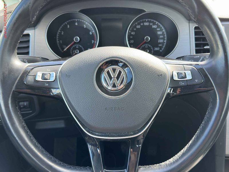 Volkswagen Golf Sportsvan (2015) 1.2TSi, AC, temp, park - fotka 12 z 19