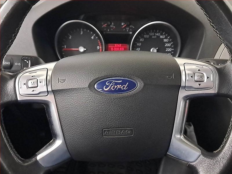 Ford Mondeo (2007) 2.0 TDCi, nová STK, pěkný stav - fotka 16 z 17