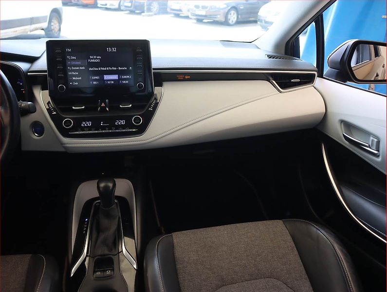 Toyota Corolla (2020) 1.8 Hybrid, Automat - fotka 8 z 20