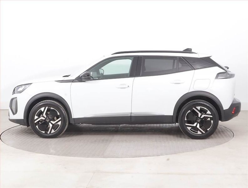 Peugeot 2008 (2025) 1.2 PureTech - fotka 3 z 18