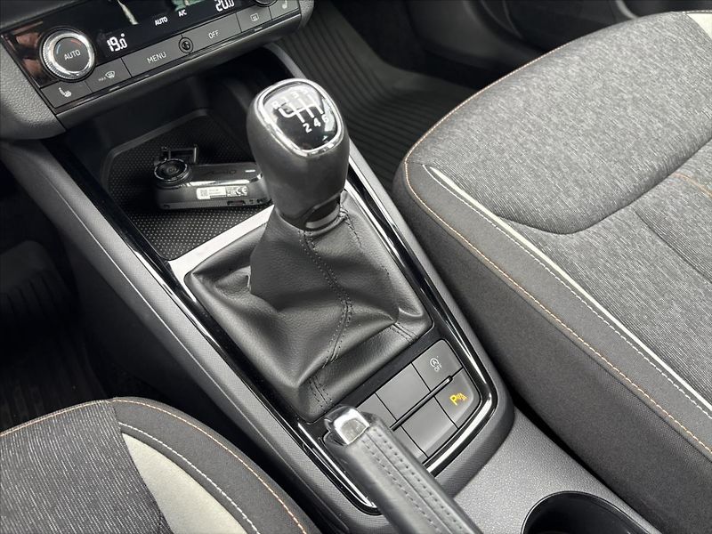 Škoda Scala 1,0 TSi Style ELkufr MRTVÝúhel - fotka 30 z 43