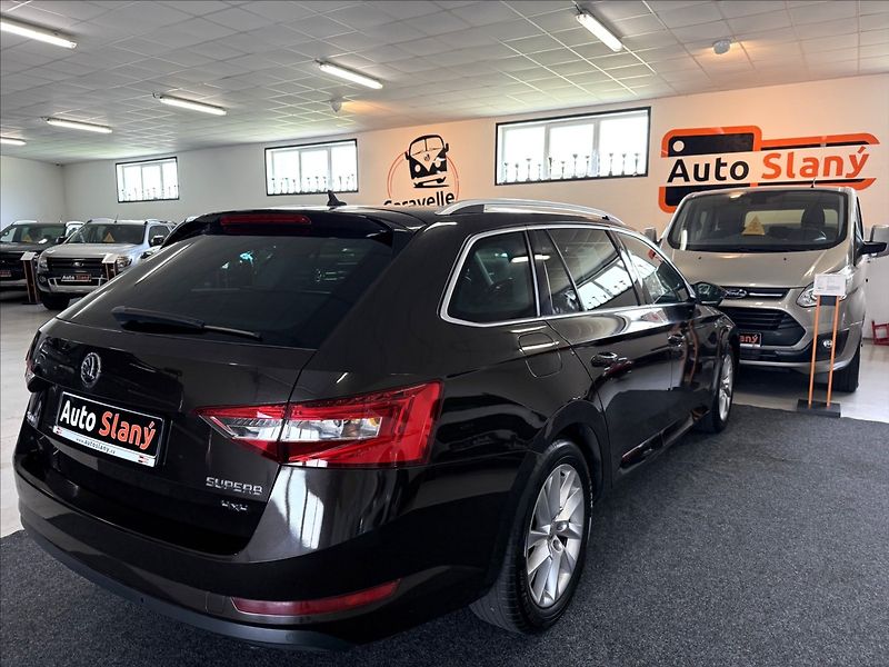 Škoda Superb 2,0 TDI 4x4 nové rozvody - fotka 6 z 30