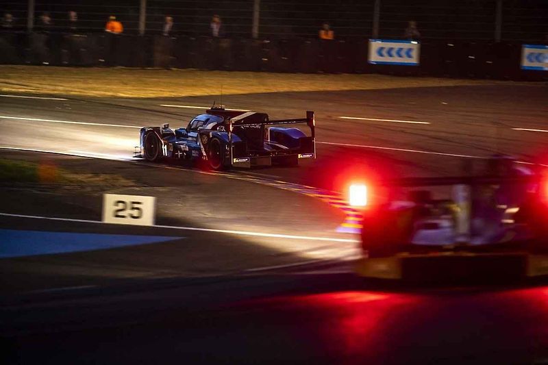 Letošní závod 24 hodin Le Mans objektivem českého fotografa Ondřeje Kroutila.